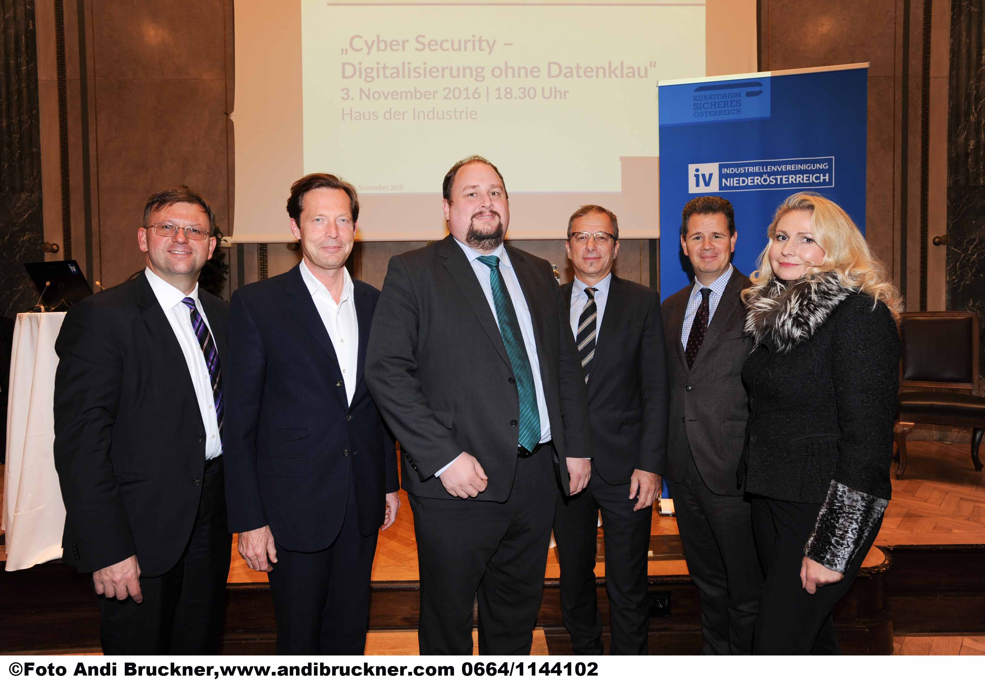 Industrieforum unter dem Motto „Cybersecurity – Digitalisierung ohne Datenklau“