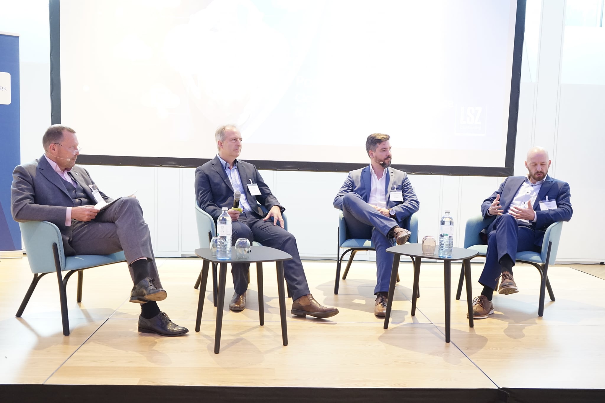 Titel: 360° Cloud-Konferenz am Wiener Belevedere