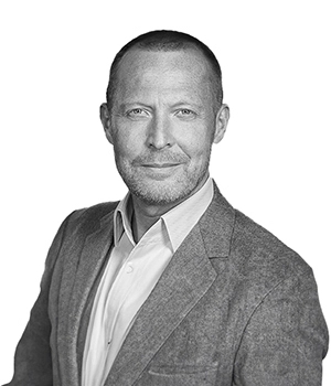 Dr. Tobias Höllwarth